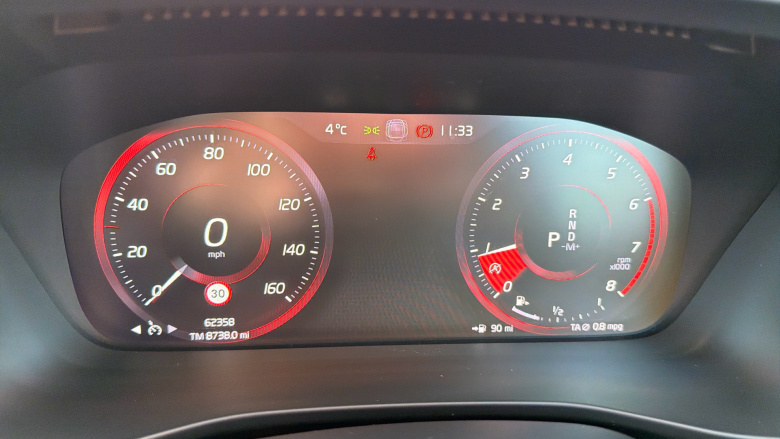 Volvo Xc40 2.0 T5 R DESIGN Pro 5dr AWD Geartronic Petrol Estate